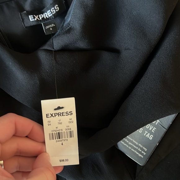 NWT Express Women’s Black Strapless Jumpsuit with Cutout - Size 4 - Picture 6 of 7